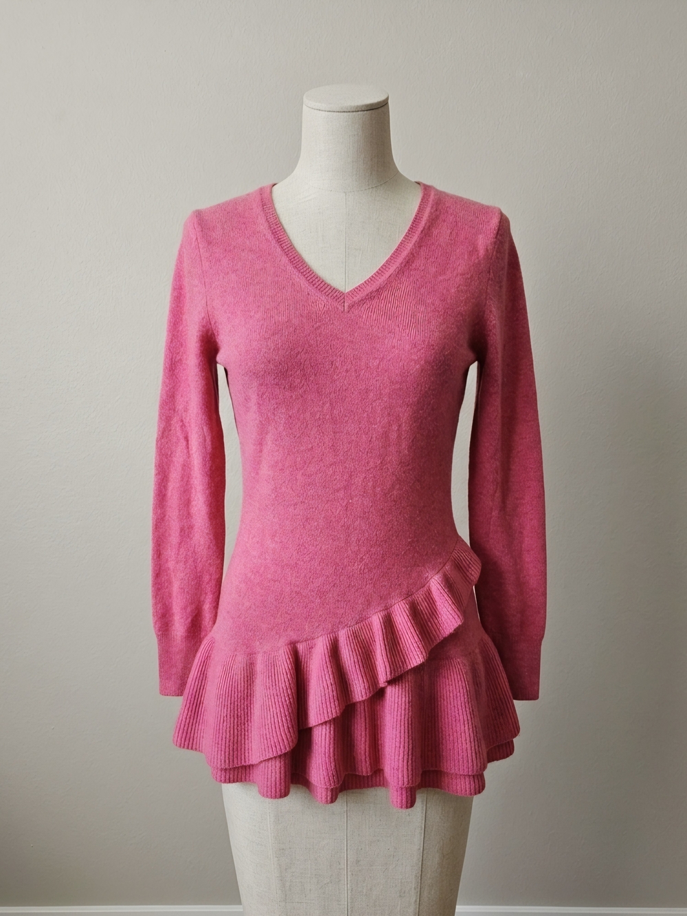 Isaac Mizrahi Pink V-Neck Ruffle-Hem Sweater